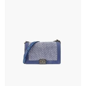 CHANEL Large Chevron Denim Boy Bag C-A28977